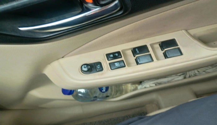 2022 Maruti Dzire VXI CNG, CNG, Manual, 95,297 km, interior