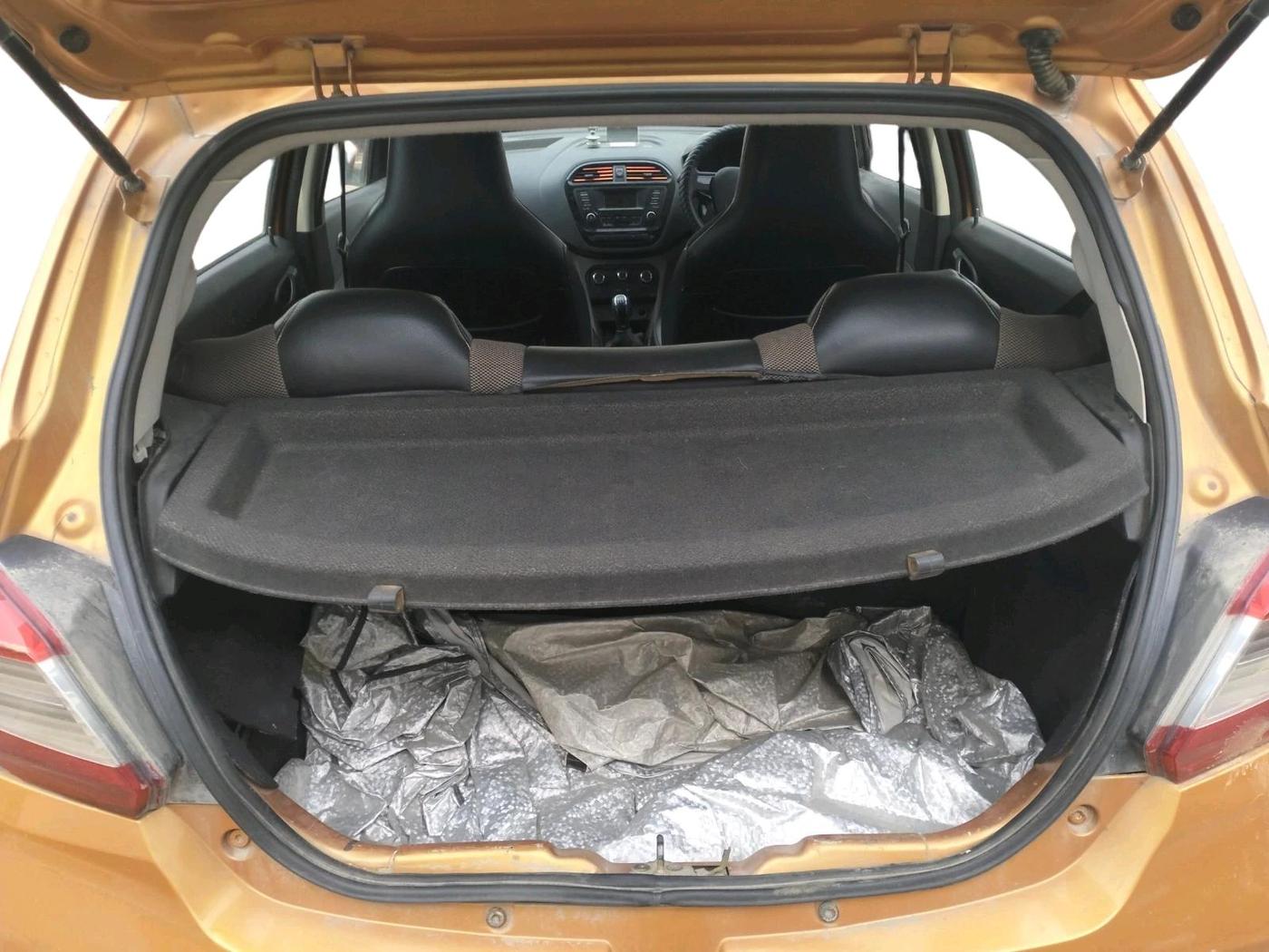 2018 Tata Tiago XT PETROL, Petrol, Manual, 56,525 km, exterior