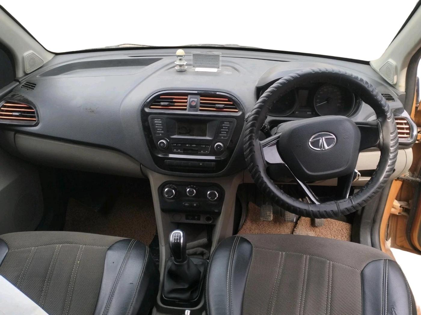 2018 Tata Tiago XT PETROL, Petrol, Manual, 56,525 km, interior