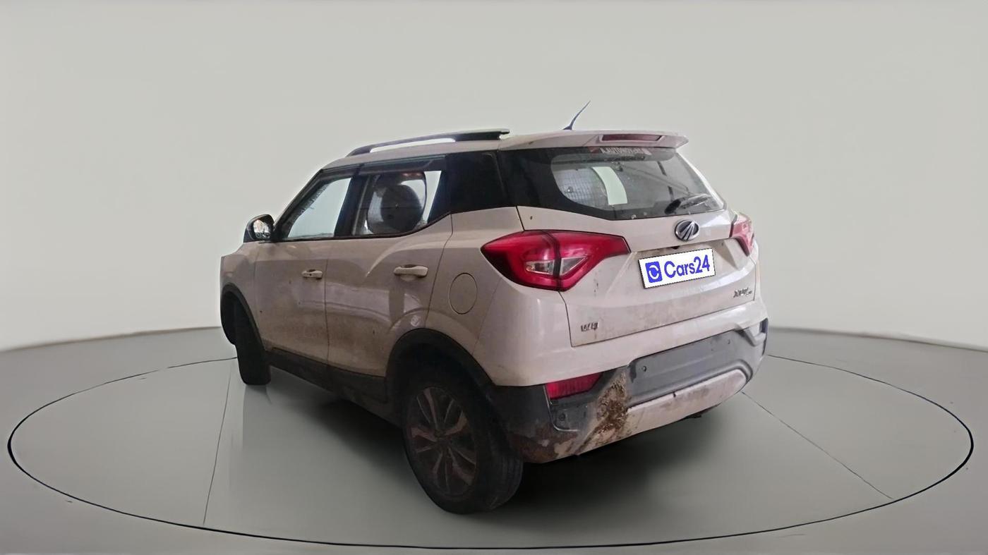 2019 Mahindra XUV300 W8 (O) 1.5 DIESEL, Diesel, Manual, 2,36,257 km, exterior