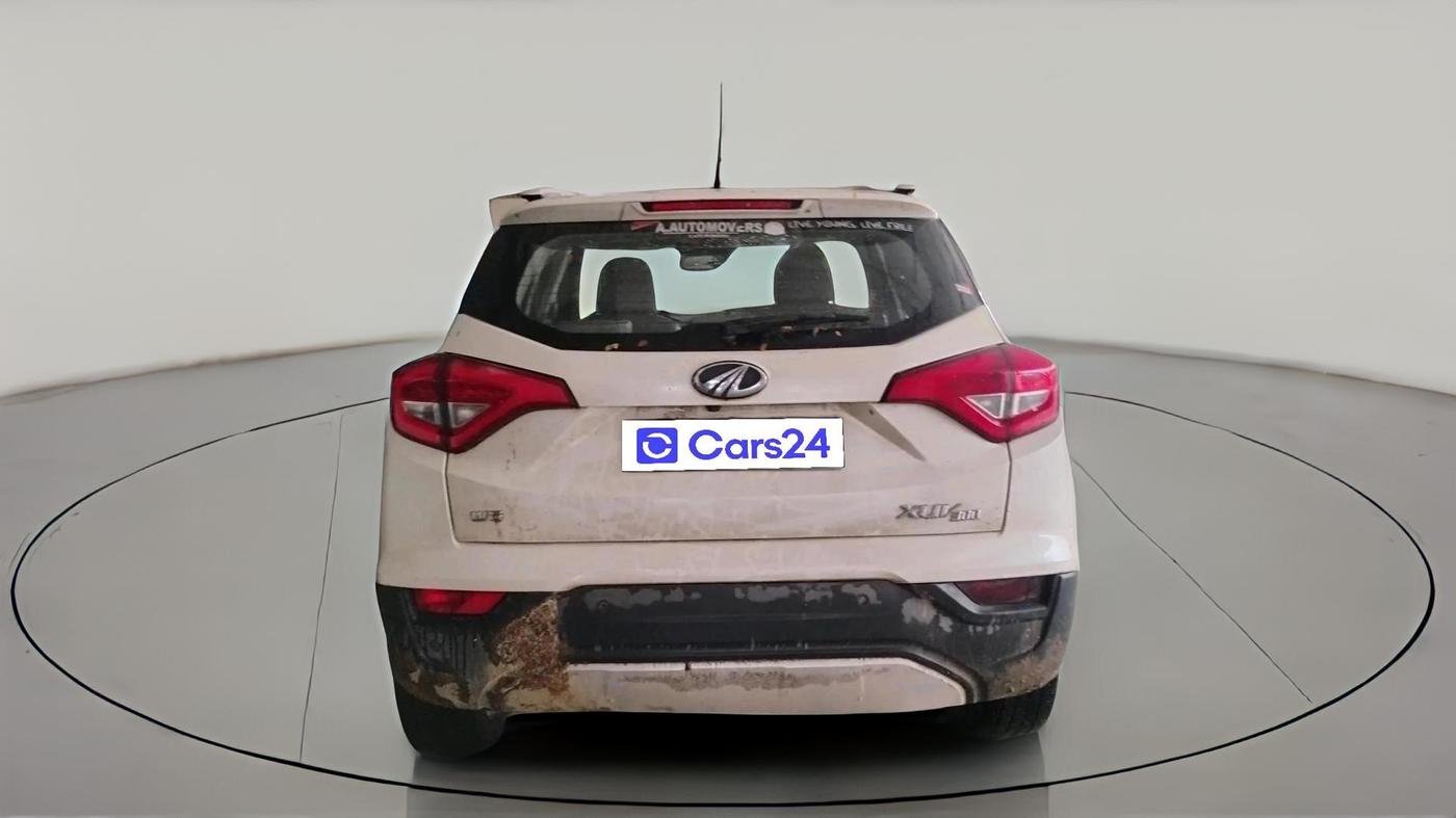 2019 Mahindra XUV300 W8 (O) 1.5 DIESEL, Diesel, Manual, 2,36,257 km, exterior