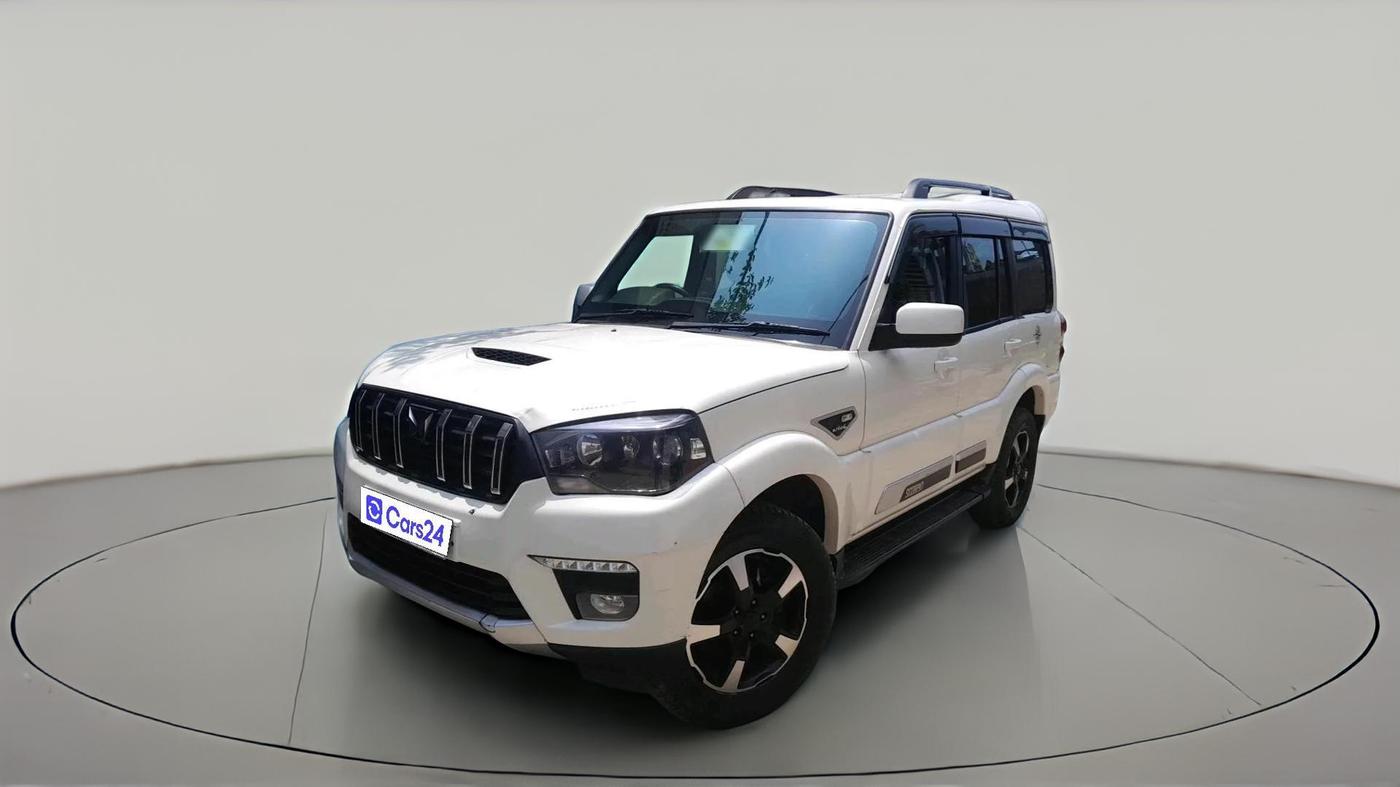 2022 Mahindra SCORPIO CLASSIC S11 7STR, Diesel, Manual, 1,03,872 km, exterior
