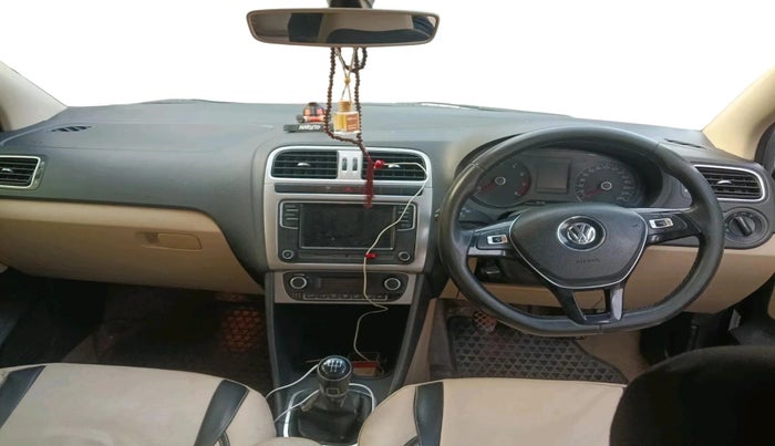 2018 Volkswagen Ameo HIGHLINE1.2L PLUS 16 ALLOY, Petrol, Manual, 70,038 km, interior