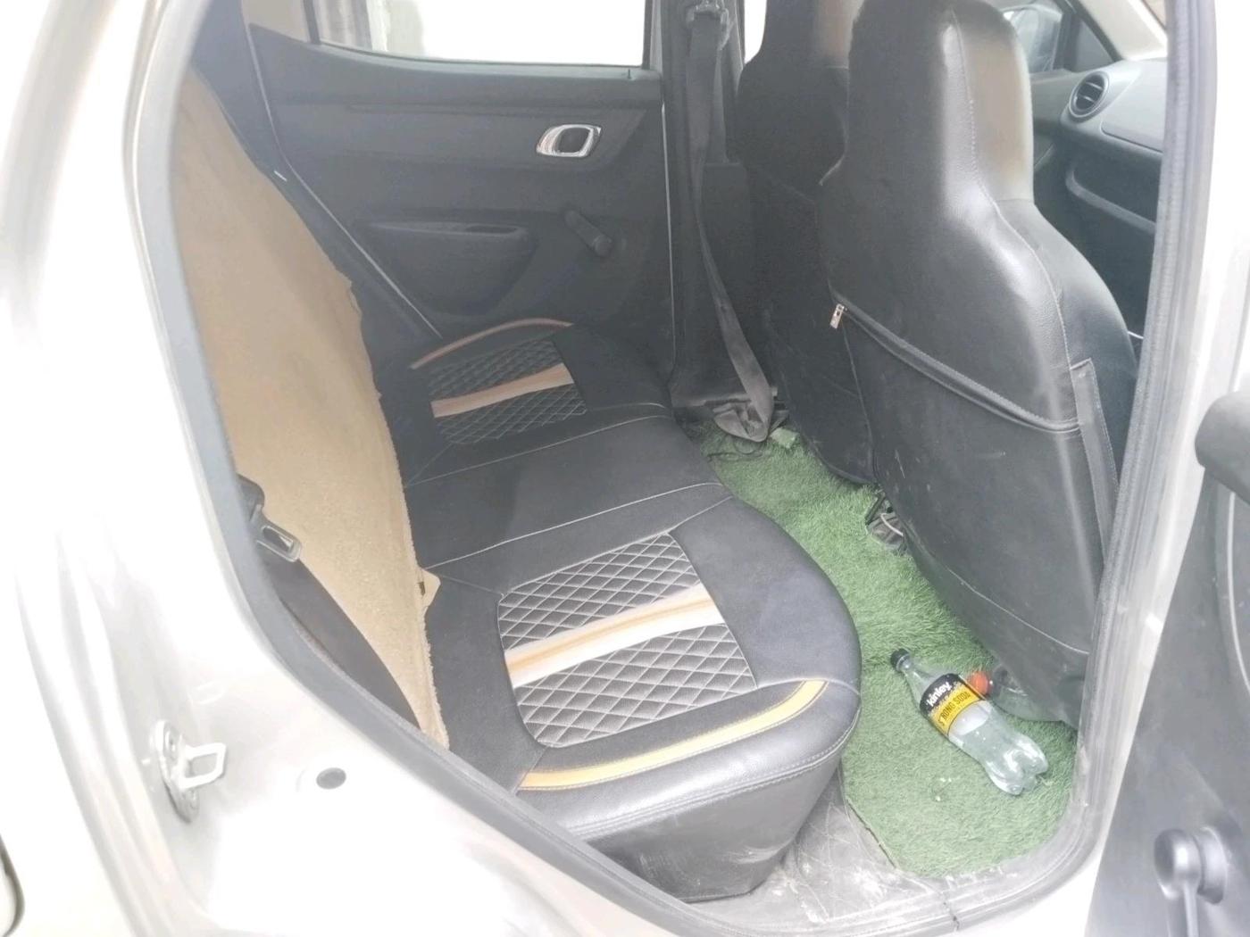 2018 Renault Kwid RXT 1.0 AMT (O), CNG, Automatic, 72,808 km, interior