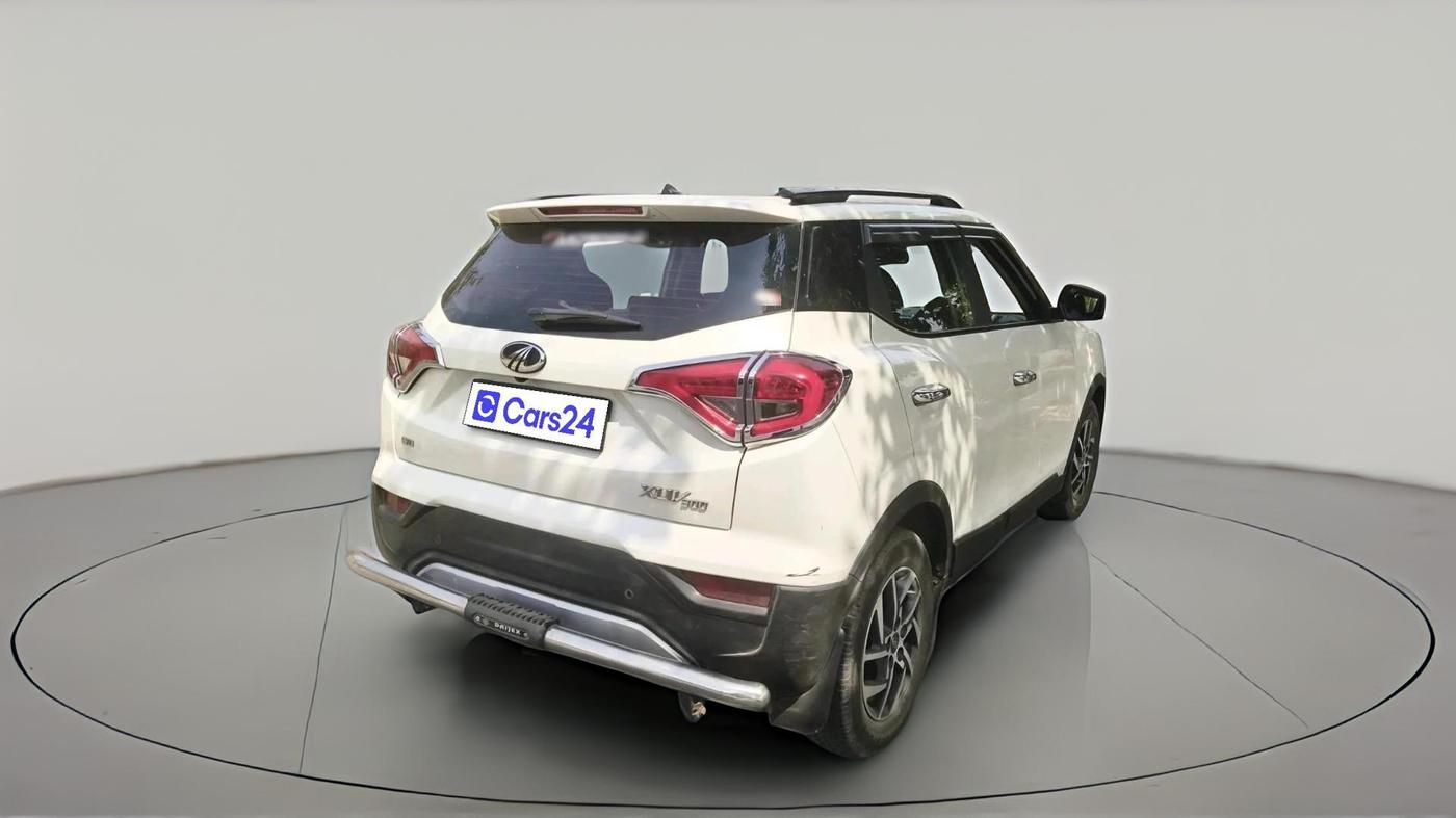 2022 Mahindra XUV300 W8 (O) 1.2 PETROL, Petrol, Manual, 1,05,184 km, exterior