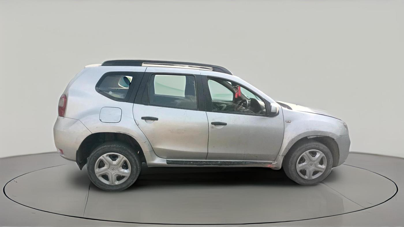 2014 Nissan Terrano XE (D), Diesel, Manual, 1,43,463 km, exterior