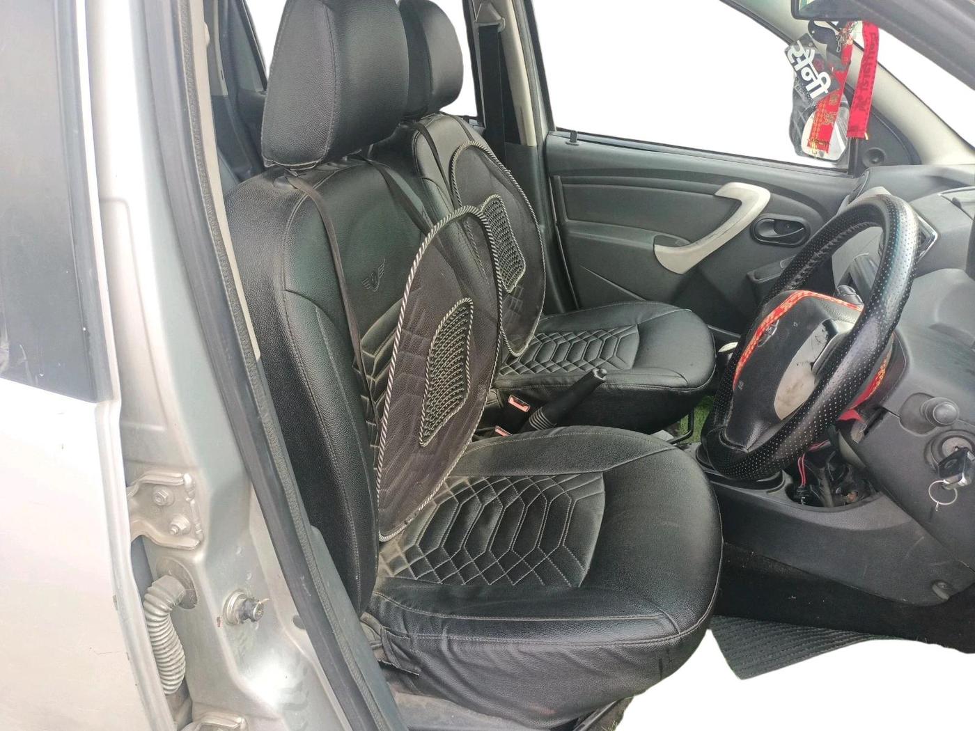 2014 Nissan Terrano XE (D), Diesel, Manual, 1,43,463 km, interior