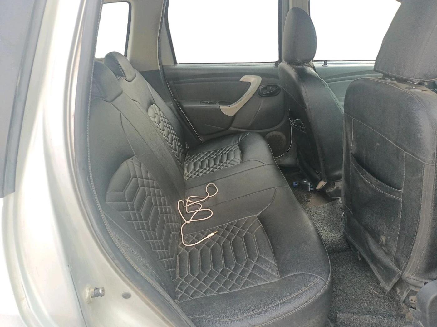 2014 Nissan Terrano XE (D), Diesel, Manual, 1,43,463 km, interior