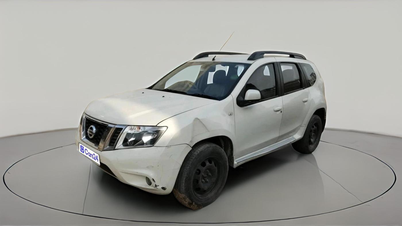 2014 Nissan Terrano XL (D), Diesel, Manual, 1,10,722 km, exterior