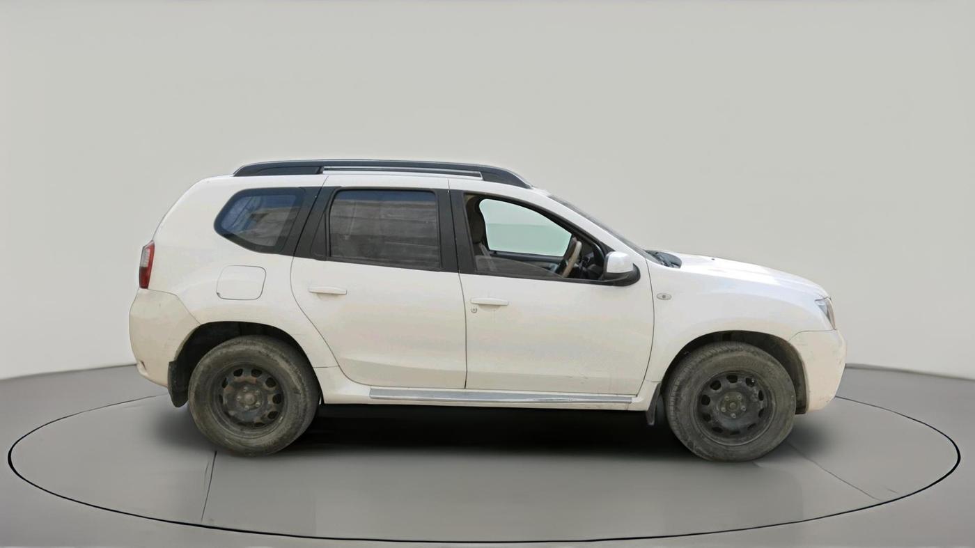 2014 Nissan Terrano XL (D), Diesel, Manual, 1,10,722 km, exterior