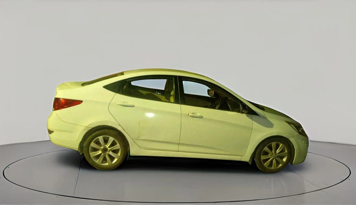 2011 Hyundai Verna FLUIDIC 1.6 CRDI SX, Diesel, Manual, 2,60,364 km, exterior