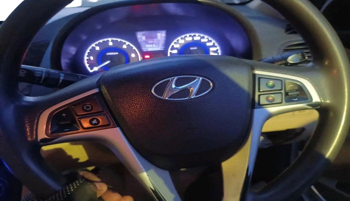 2011 Hyundai Verna FLUIDIC 1.6 CRDI SX, Diesel, Manual, 2,60,364 km, interior