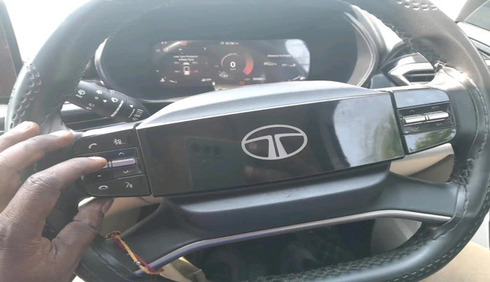 2024 Tata Safari PURE PLUS, Diesel, Manual, 33,340 km, interior