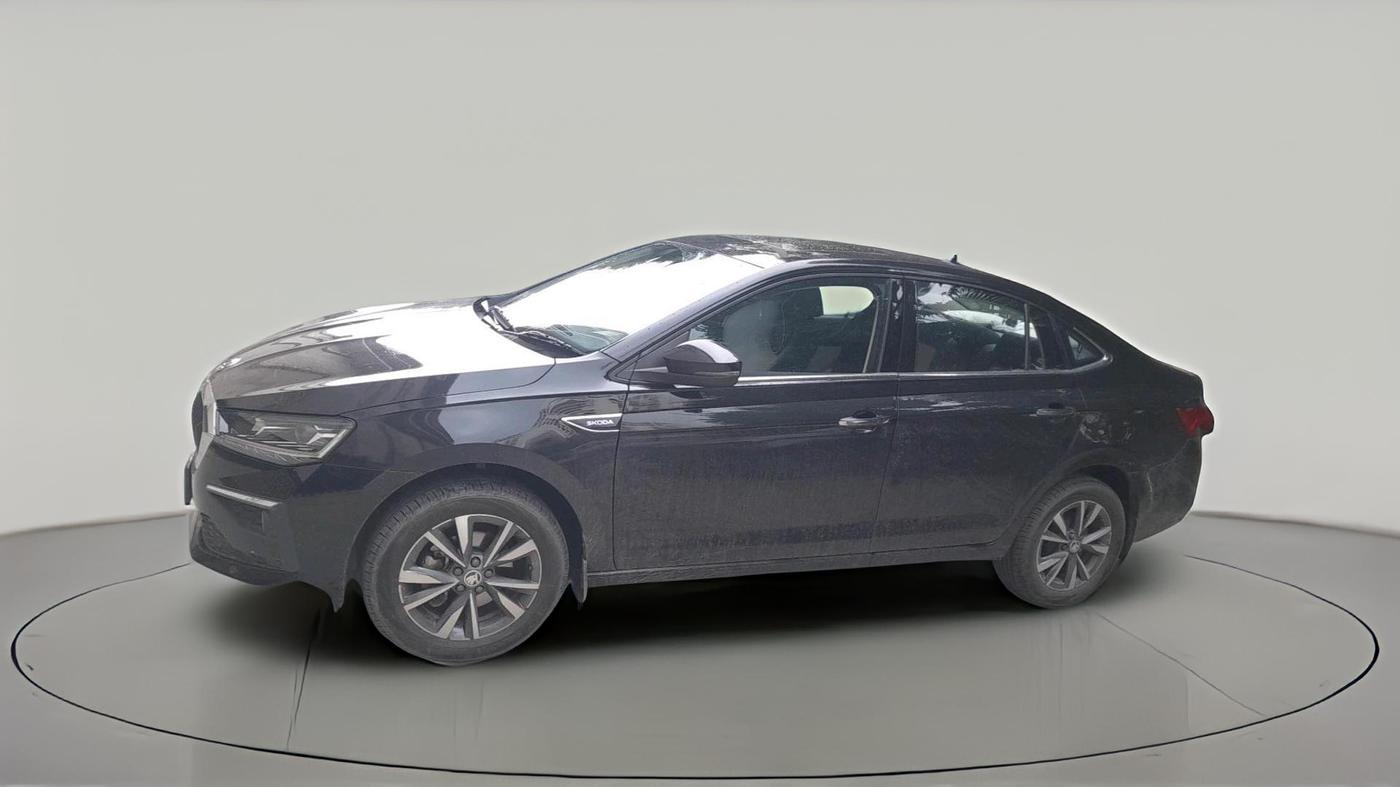 2025 Skoda SLAVIA Prestige 1.0L TSI AT, Petrol, Automatic, 15,109 km, exterior