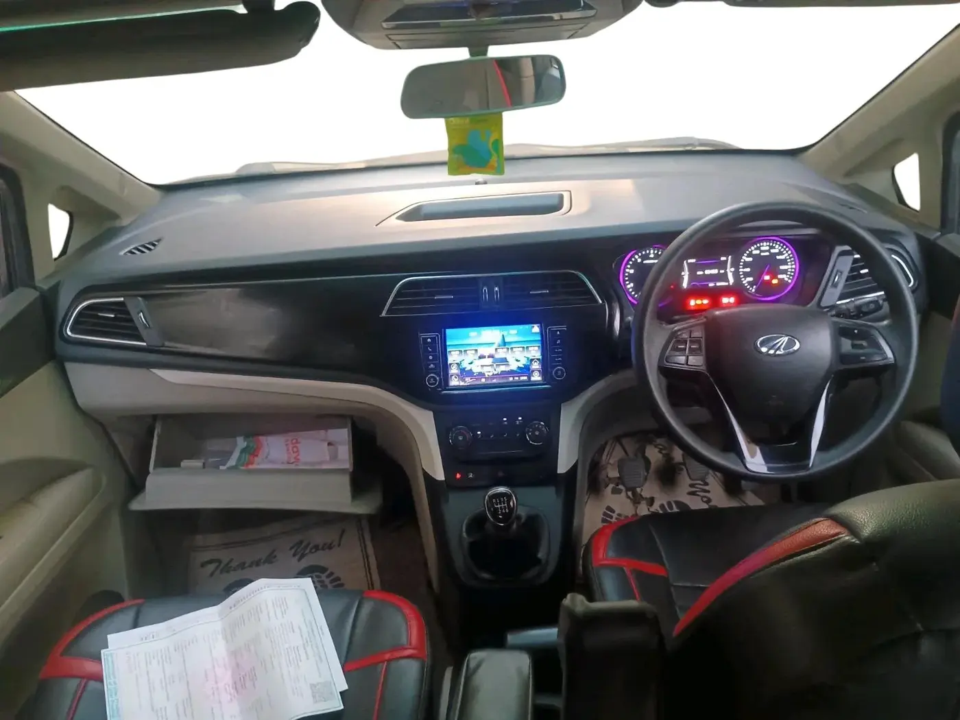 2019 Mahindra MARAZZO M6 7 STR, Diesel, Manual, 62,453 km, interior