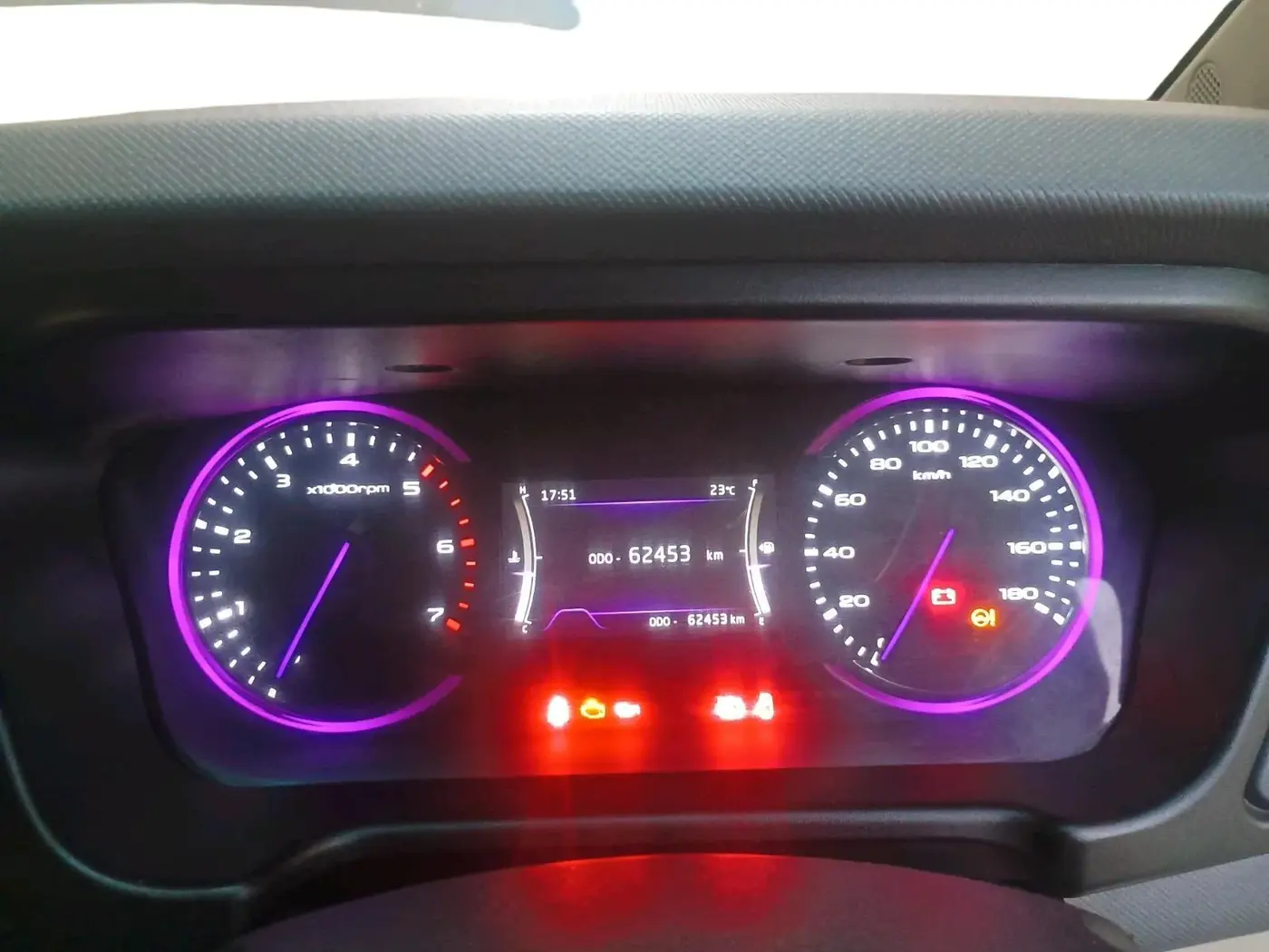 2019 Mahindra MARAZZO M6 7 STR, Diesel, Manual, 62,453 km, interior