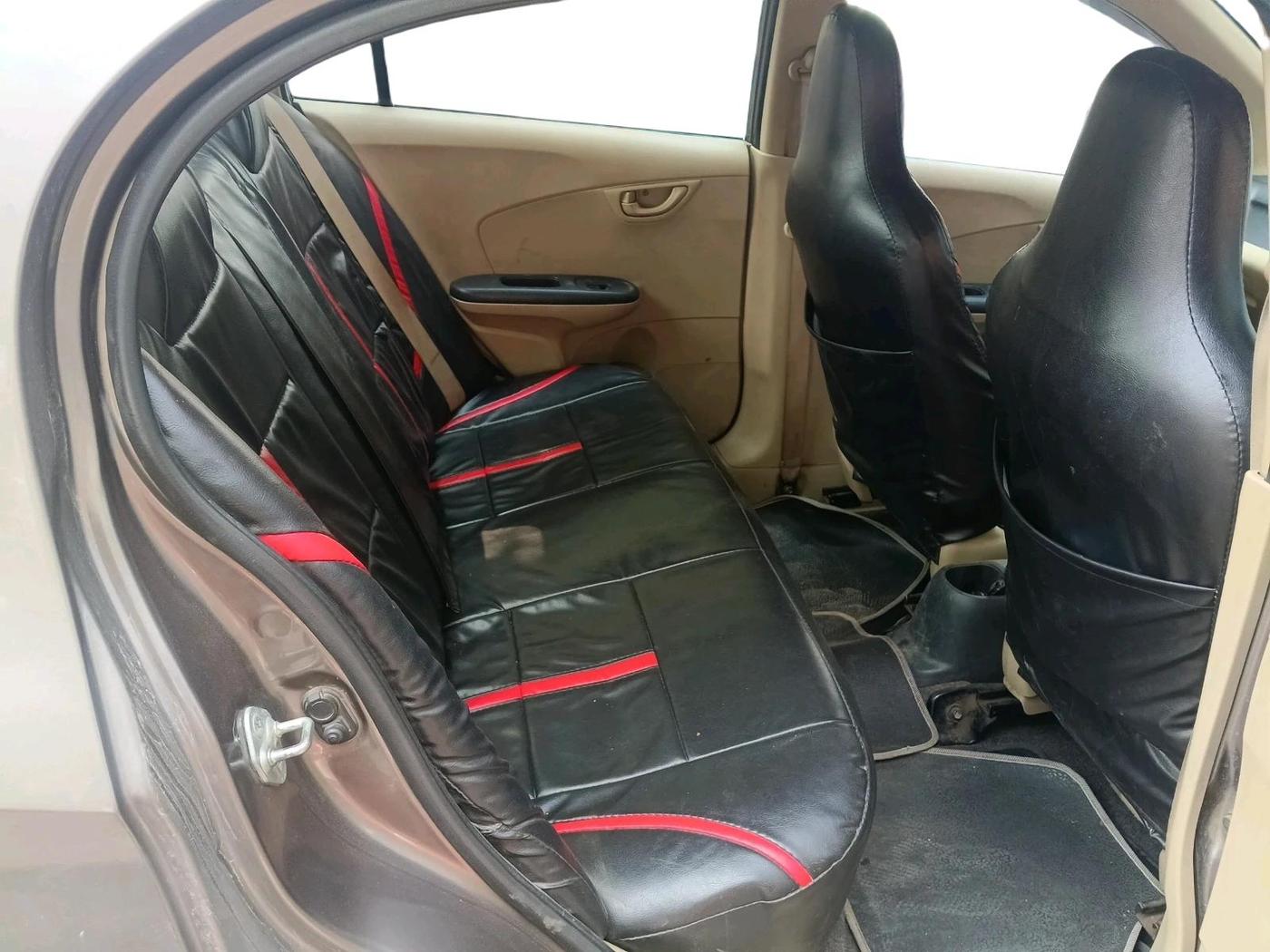 2014 Honda Amaze 1.5L I-DTEC S, Diesel, Manual, 1,32,812 km, interior