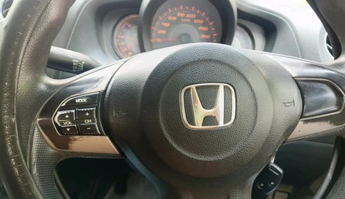 2014 Honda Amaze 1.5L I-DTEC S, Diesel, Manual, 1,32,812 km, interior