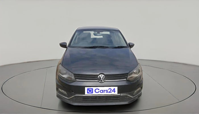 2017 Volkswagen Ameo HIGHLINE1.2L, Petrol, Manual, 1,22,158 km, exterior