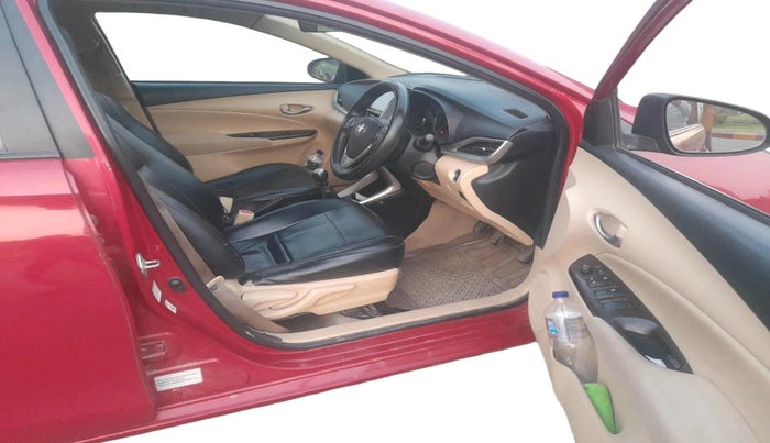 2018 Toyota YARIS G MT, Petrol, Manual, 1,18,142 km, interior