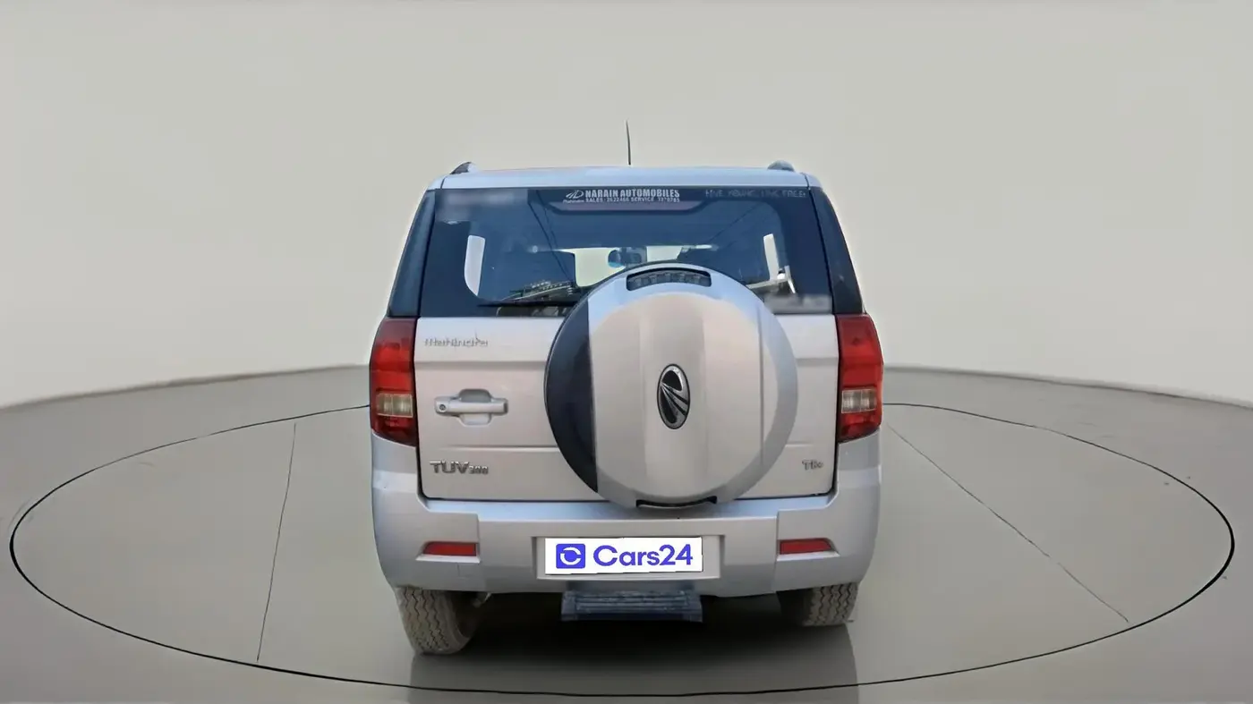 2017 Mahindra TUV300 T6 PLUS, Diesel, Manual, 86,804 km, exterior