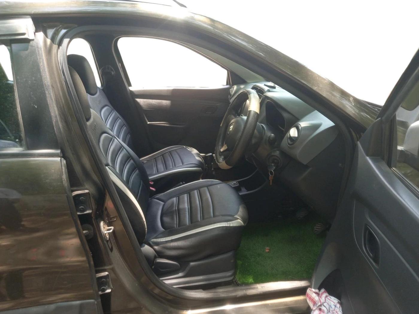 2016 Renault Kwid RXT 1.0, Petrol, Manual, 73,564 km, interior