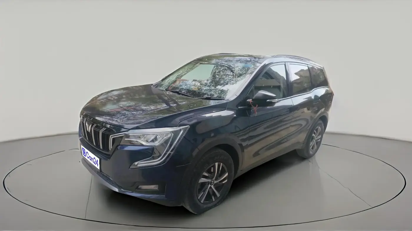 2023 Mahindra XUV700 AX 5 P MT 5 STR, Petrol, Manual, 21,446 km, exterior