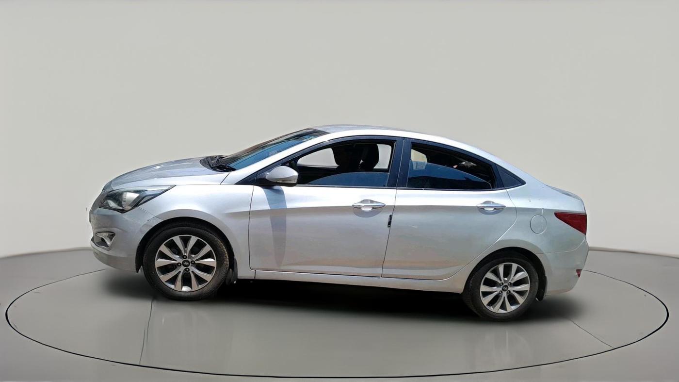 2015 Hyundai Verna FLUIDIC 4S 1.6 VTVT S, Petrol, Manual, 84,406 km, exterior