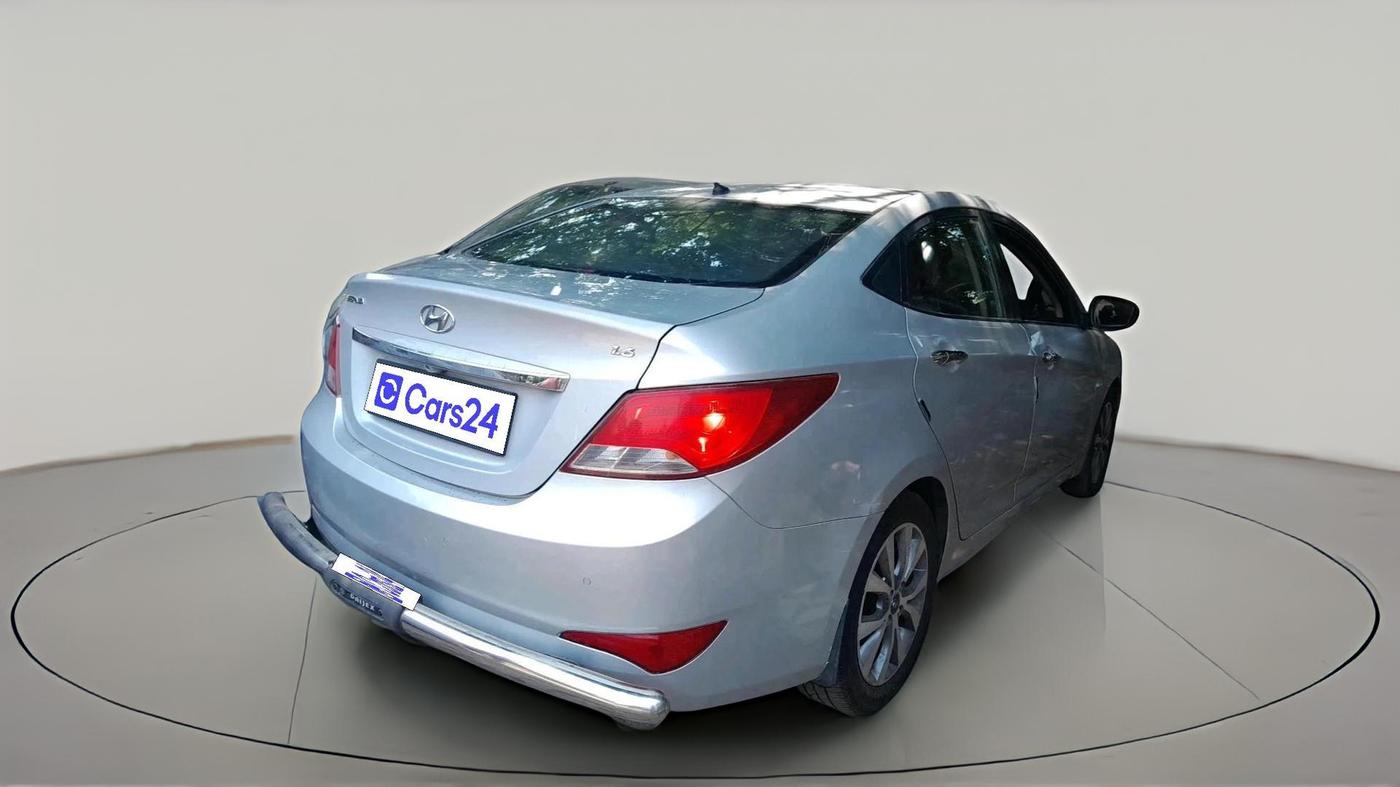 2015 Hyundai Verna FLUIDIC 4S 1.6 VTVT S, Petrol, Manual, 84,406 km, exterior