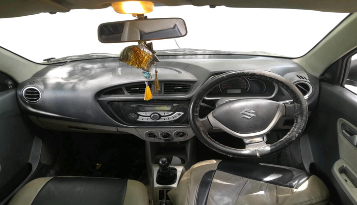 2017 Maruti Alto K10 VXI, CNG, Manual, 1,18,404 km, interior