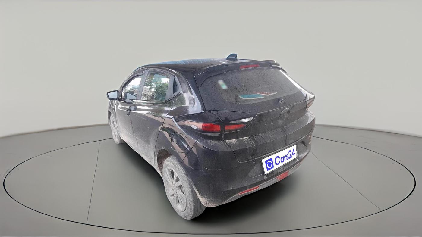 2024 Tata ALTROZ XZ Plus (S) Dark Edition, Petrol, Manual, 42,592 km, exterior