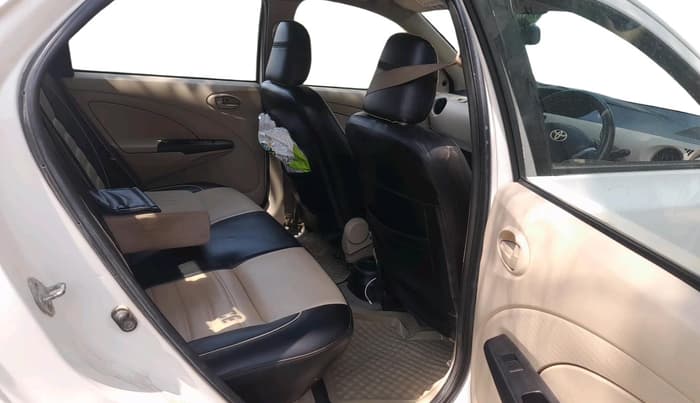 2017 Toyota Etios GD, Diesel, Manual, 2,51,570 km, interior