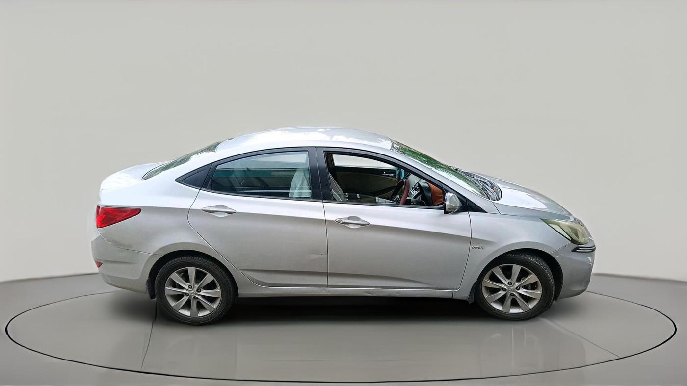 2013 Hyundai Verna FLUIDIC 1.6 VTVT SX, Petrol, Manual, 1,11,442 km, exterior