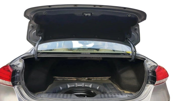 2019 Maruti Ciaz ALPHA 1.5 SHVS PETROL, Petrol, Manual, 31,915 km, exterior