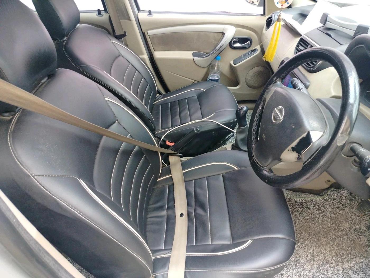 2014 Nissan Terrano XL D PLUS, Diesel, Manual, 1,36,101 km, interior