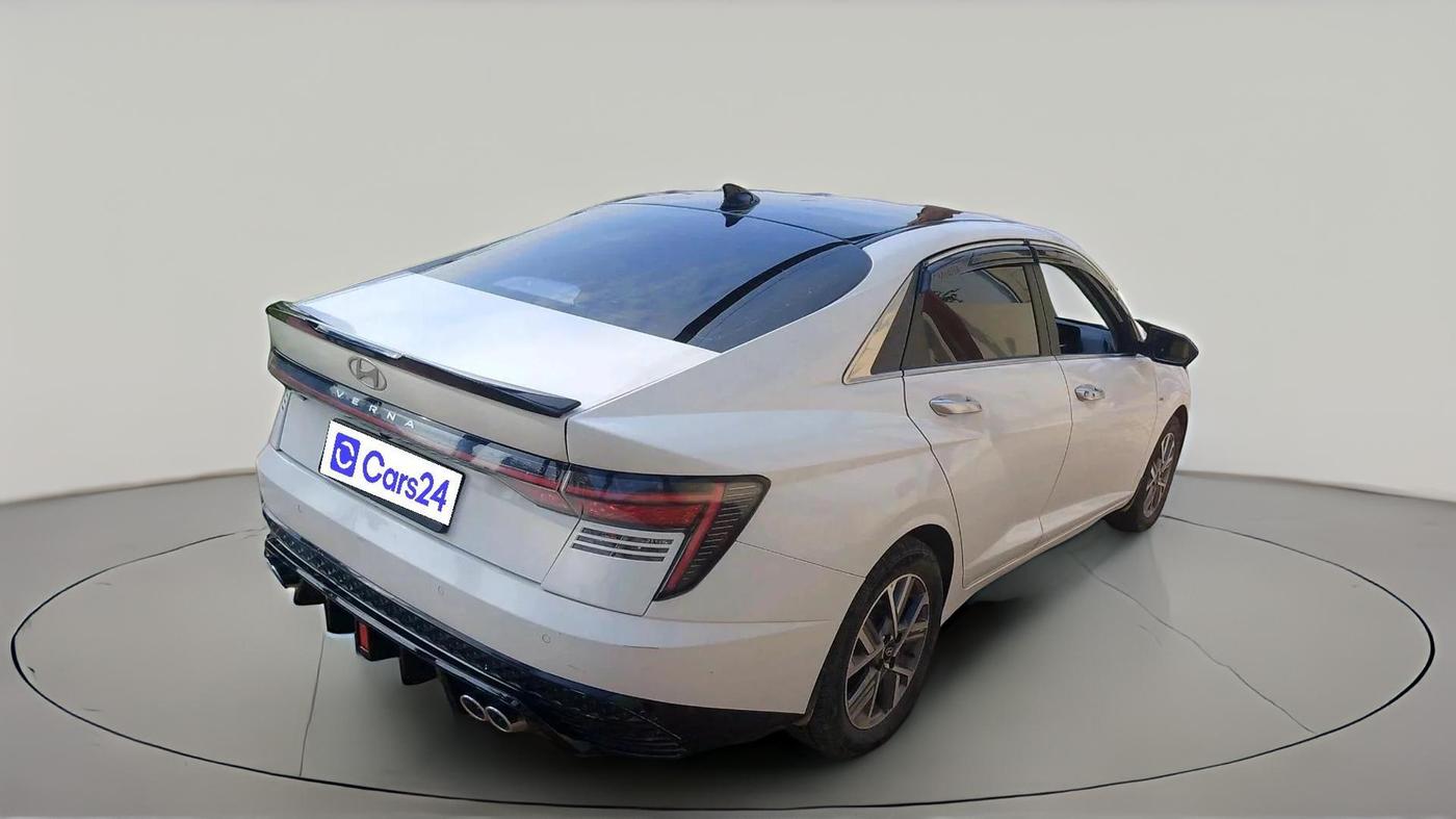 2023 Hyundai Verna SX(O) 1.5 MPI IVT , Petrol, Automatic, 74,044 km, exterior