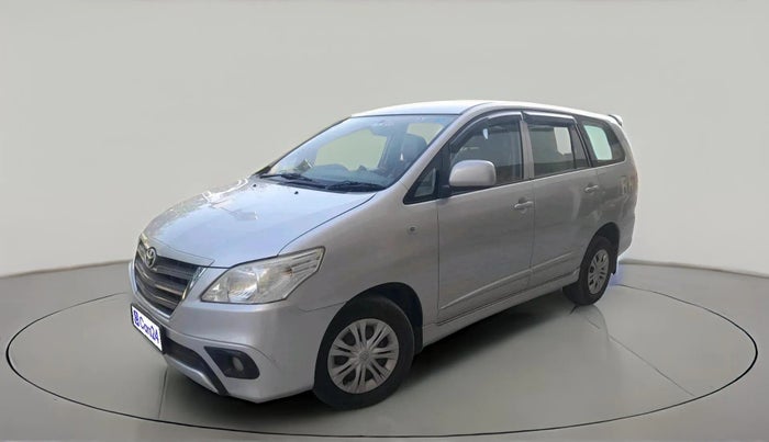 2014 Toyota Innova 2.5 GX 7 STR, Diesel, Manual, 78,087 km, exterior