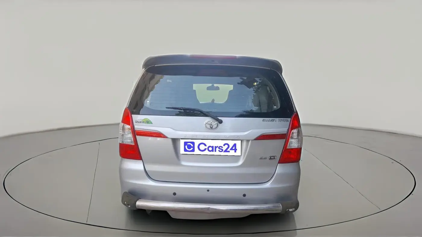 2014 Toyota Innova 2.5 GX 7 STR, Diesel, Manual, 78,087 km, exterior