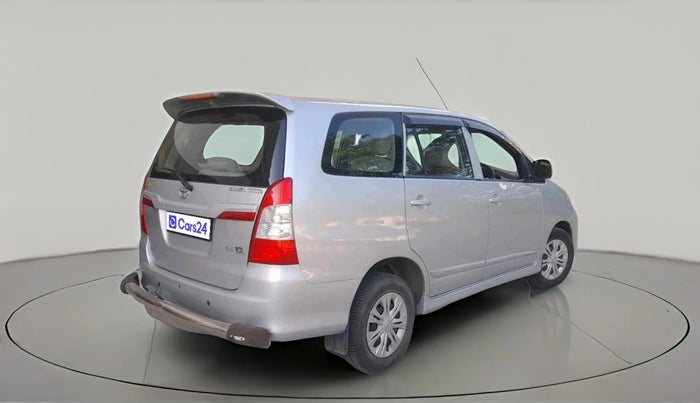 2014 Toyota Innova 2.5 GX 7 STR, Diesel, Manual, 78,087 km, exterior