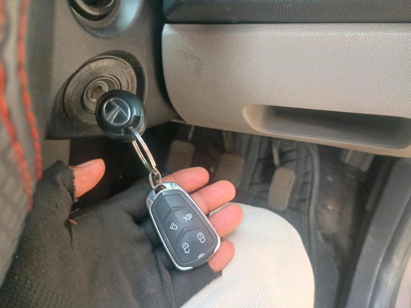 2018 Tata Tiago XE PETROL, Petrol, Manual, 32,024 km, interior