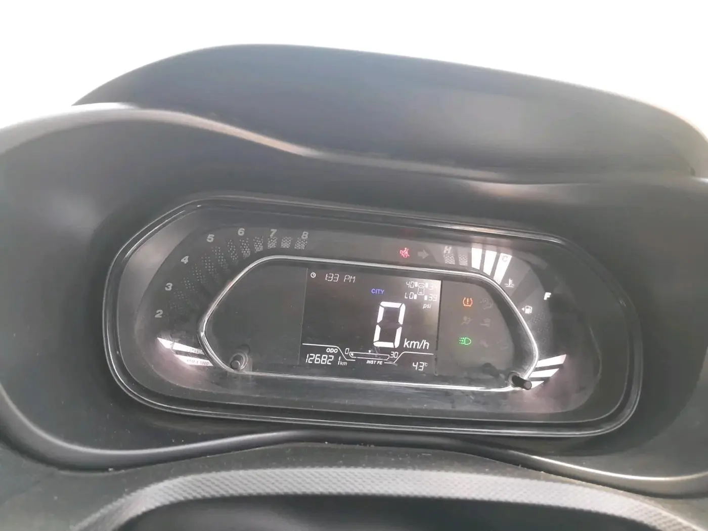 2022 Tata NEXON XZ PLUS (O) DIESEL DARK EDITION, Diesel, Manual, 1,26,821 km, interior