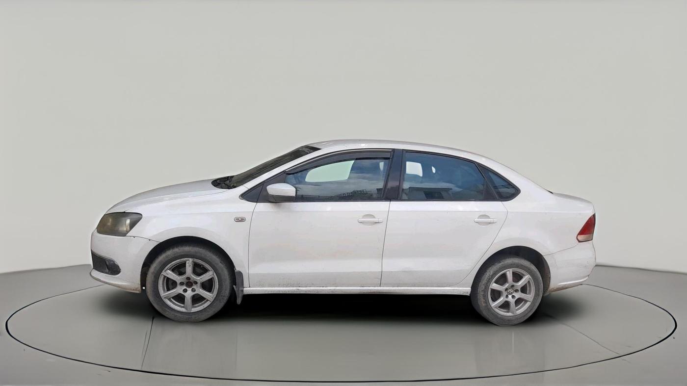 2013 Volkswagen Vento HIGHLINE DIESEL 1.6, Diesel, Manual, 1,07,710 km, exterior