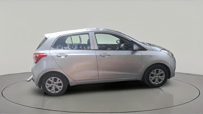 2013 Hyundai Grand i10 MAGNA 1.1 CRDI, Diesel, Manual, 1,39,664 km, exterior