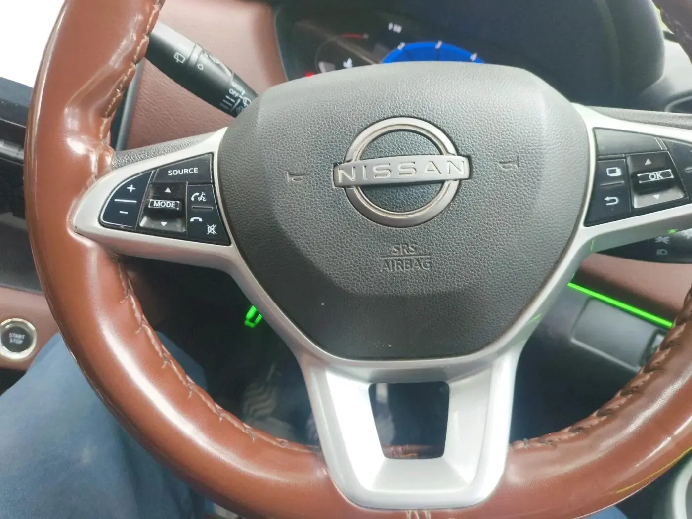 2021 Nissan MAGNITE XV MT, Petrol, Manual, 74,166 km, interior