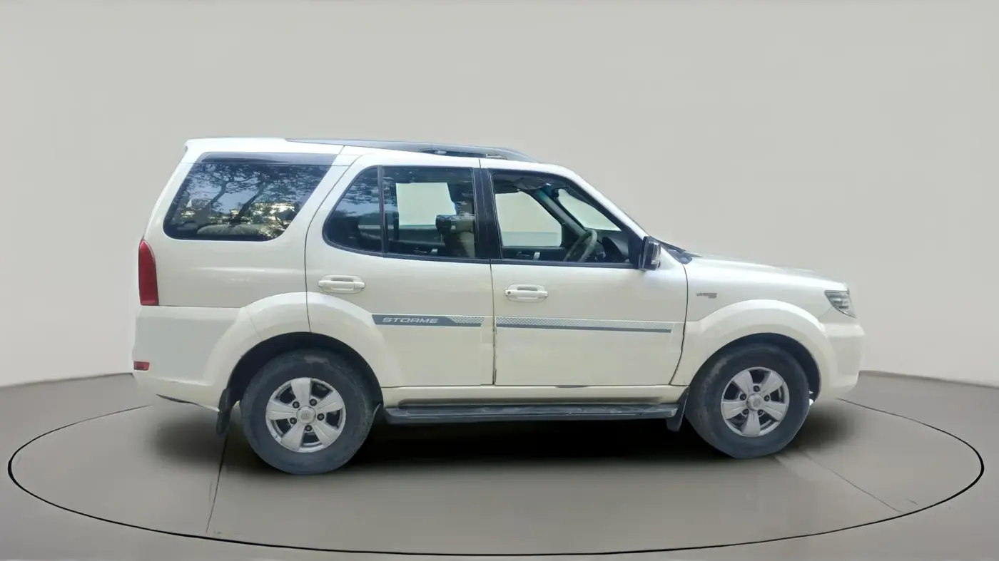 2016 Tata Safari Storme 2.2 VX 4X2, Diesel, Manual, 2,24,383 km, exterior