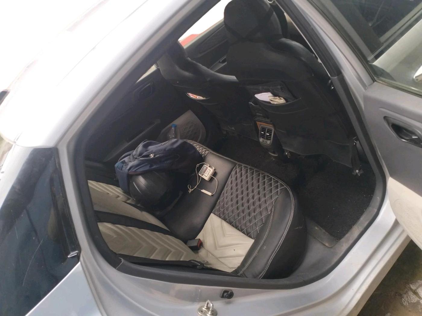 2021 Hyundai AURA S 1.2 CNG, CNG, Manual, 1,06,421 km, interior