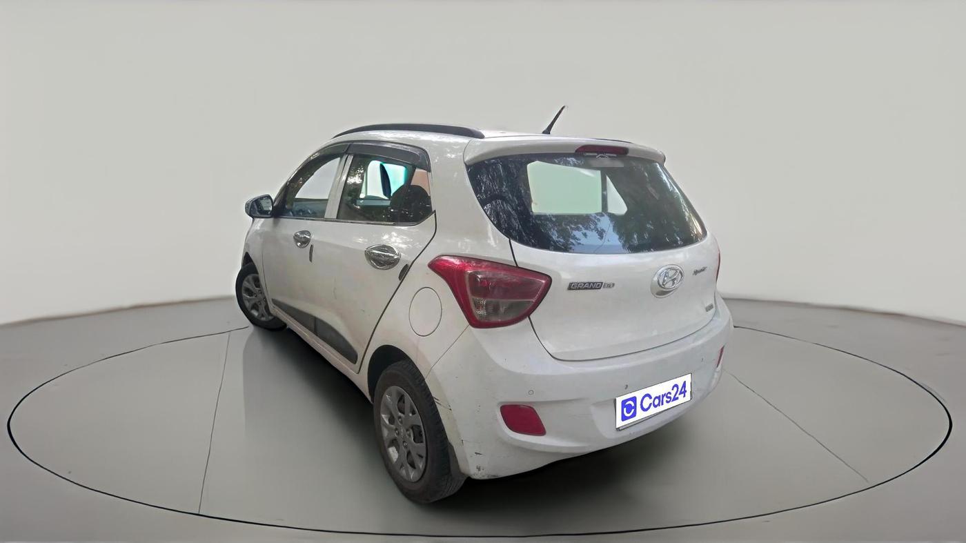 2015 Hyundai Grand i10 SPORTZ 1.1 CRDI, Diesel, Manual, 73,130 km, exterior