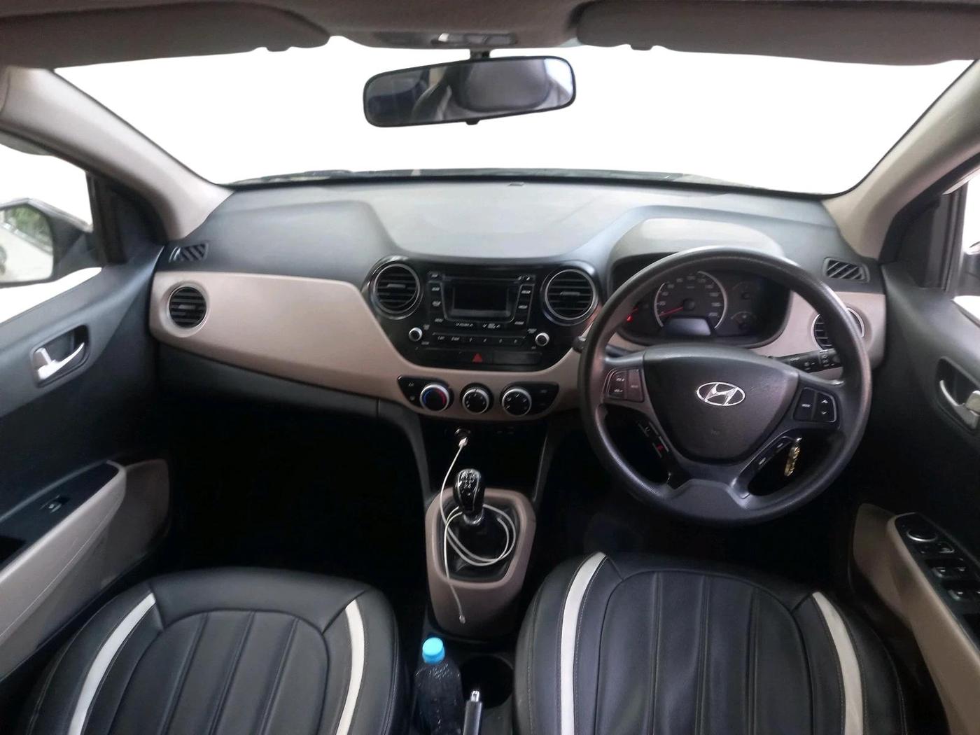 2015 Hyundai Grand i10 SPORTZ 1.1 CRDI, Diesel, Manual, 73,130 km, interior