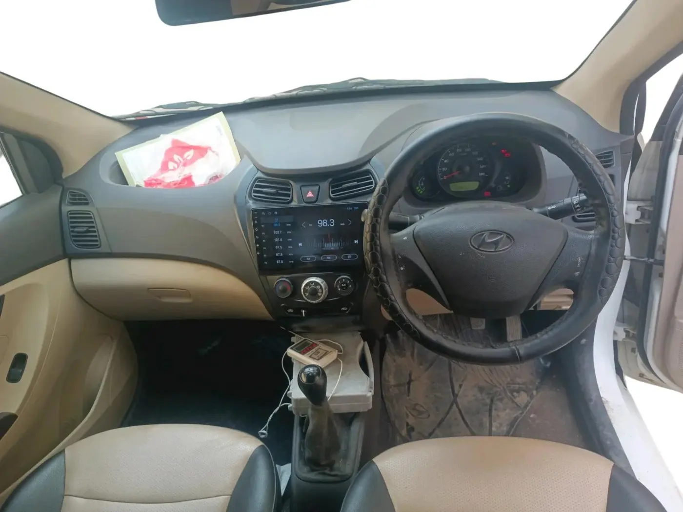 2016 Hyundai Eon ERA +, Petrol, Manual, 24,063 km, interior
