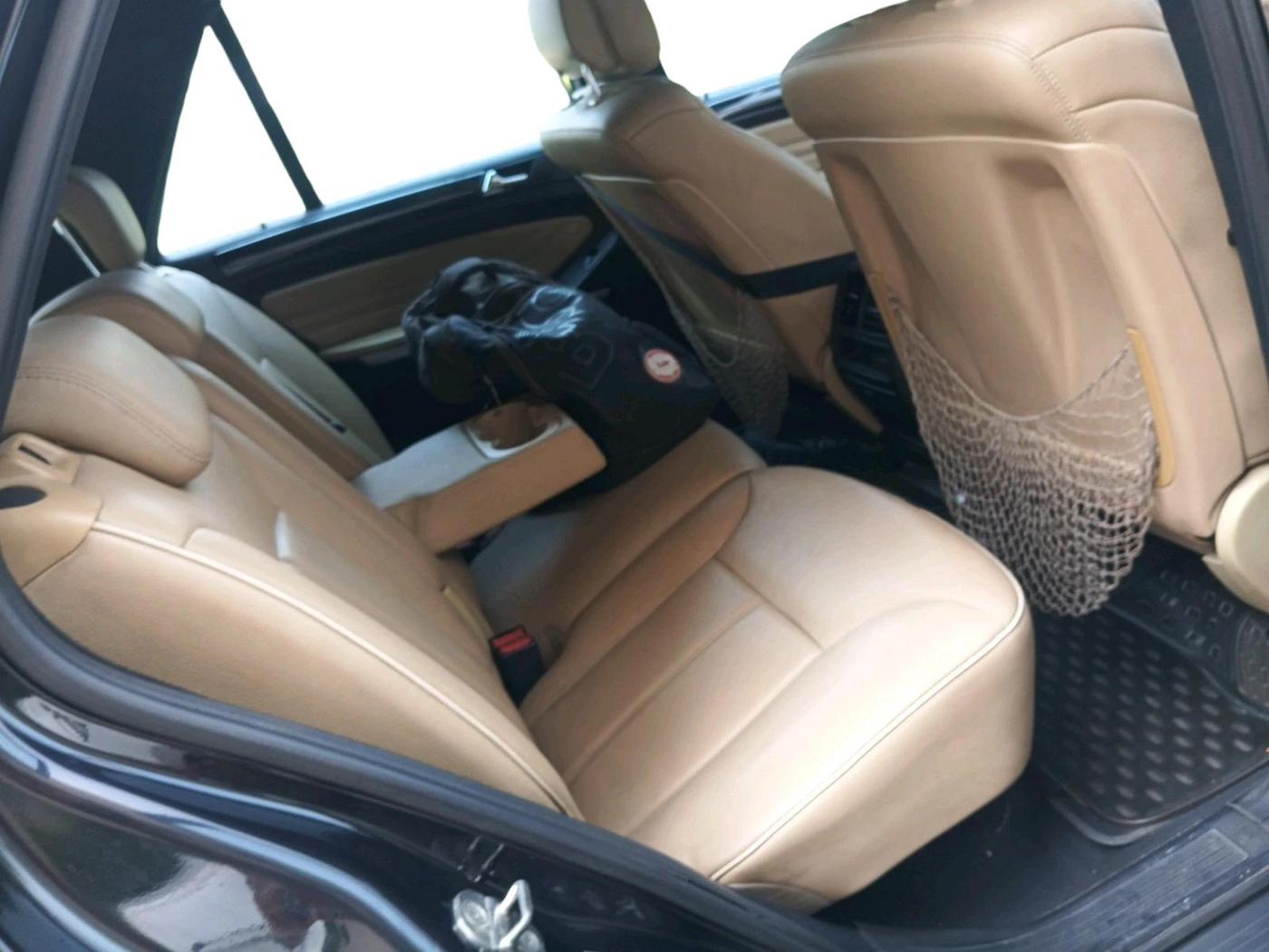 2011 Mercedes Benz Ml Class 350 CDI, Diesel, Automatic, 1,93,107 km, interior